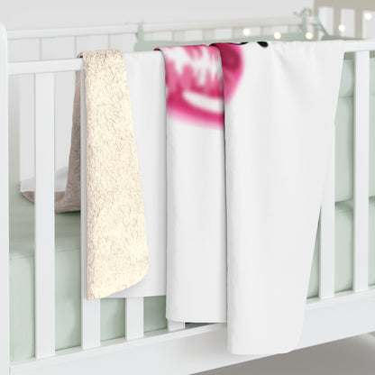 Cozy Sherpa Fleece Blanket with Chic Lip Design, Perfect for Home Decor, Gifts, and Self-Care